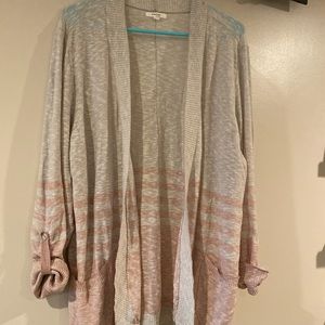 Maurice’s cocoon light sweater - pink and gray